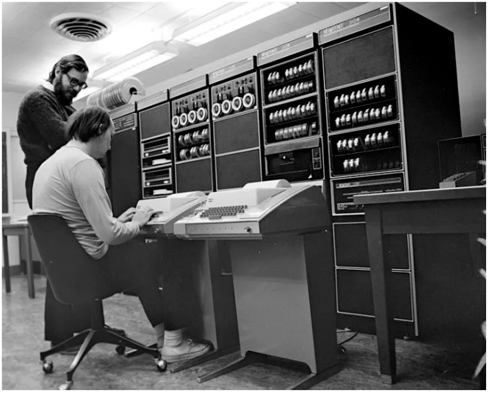 PDP-7小型机